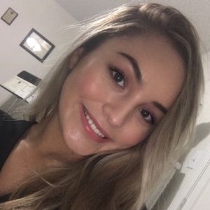 Meet your Posher, Kaitlyn